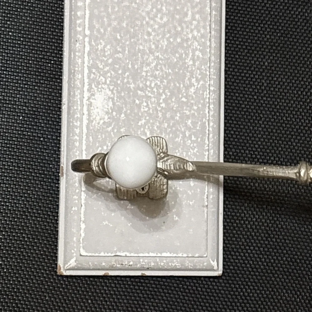 White Wood Wall CoatRack 5 Double Hooks Ceramic Knobs Shabby Chic 24